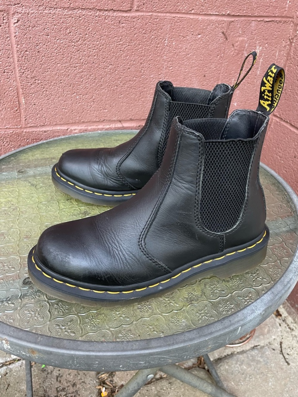 Dr Martens 2976 Black Leather Chelsea Boots Size 6 Woman’s